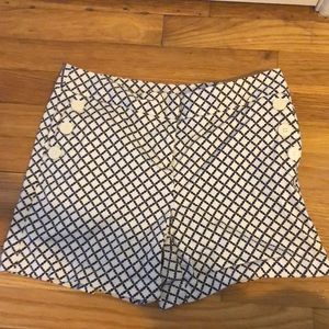 Patterned shorts
